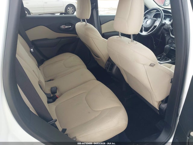 2017 Jeep Cherokee Latitude Fwd მანქანა იყიდება აუქციონზე, vin: 1C4PJLCB5HW548322, აუქციონის ნომერი: 44785489