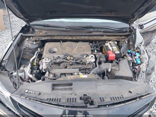 44785497 :رقم المزاد ، 4T1G11AK4NU041938 vin ، 2022 Toyota Camry Se/se Night Shade مزاد بيع