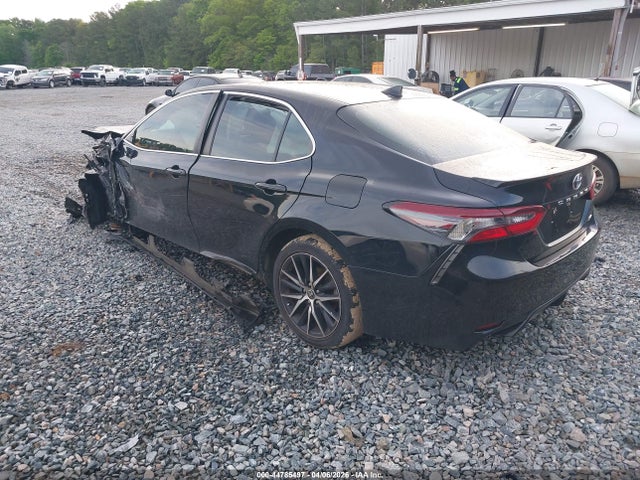 44785497 :رقم المزاد ، 4T1G11AK4NU041938 vin ، 2022 Toyota Camry Se/se Night Shade مزاد بيع