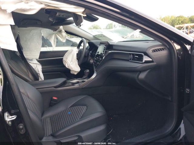 44785497 :رقم المزاد ، 4T1G11AK4NU041938 vin ، 2022 Toyota Camry Se/se Night Shade مزاد بيع