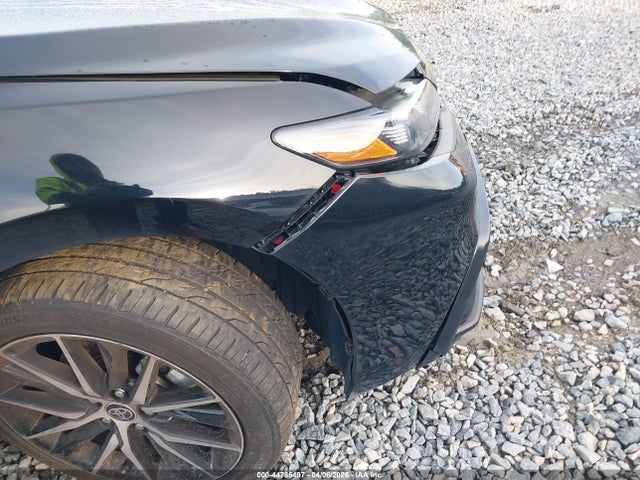 44785497 :رقم المزاد ، 4T1G11AK4NU041938 vin ، 2022 Toyota Camry Se/se Night Shade مزاد بيع