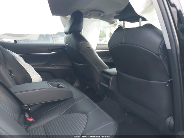 44785497 :رقم المزاد ، 4T1G11AK4NU041938 vin ، 2022 Toyota Camry Se/se Night Shade مزاد بيع