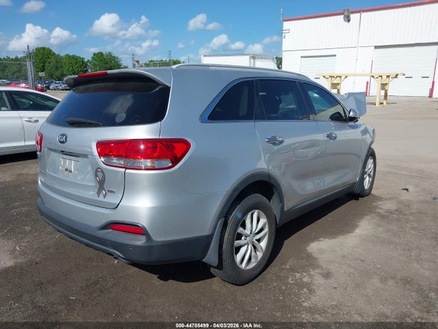 Продажа на аукционе авто 2017 Kia Sorento 2.4l Lx, vin: 5XYPG4A32HG238089, номер лота: 44785499