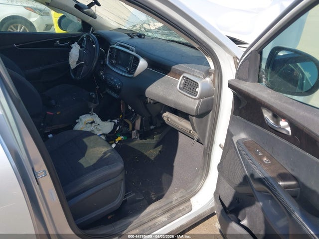 Продажа на аукционе авто 2017 Kia Sorento 2.4l Lx, vin: 5XYPG4A32HG238089, номер лота: 44785499