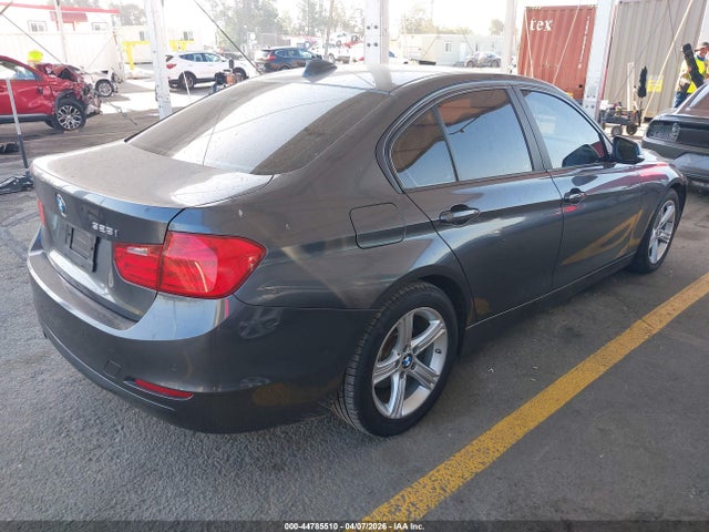2015 Bmw 328i მანქანა იყიდება აუქციონზე, vin: WBA3A5G56FNS89077, აუქციონის ნომერი: 44785510