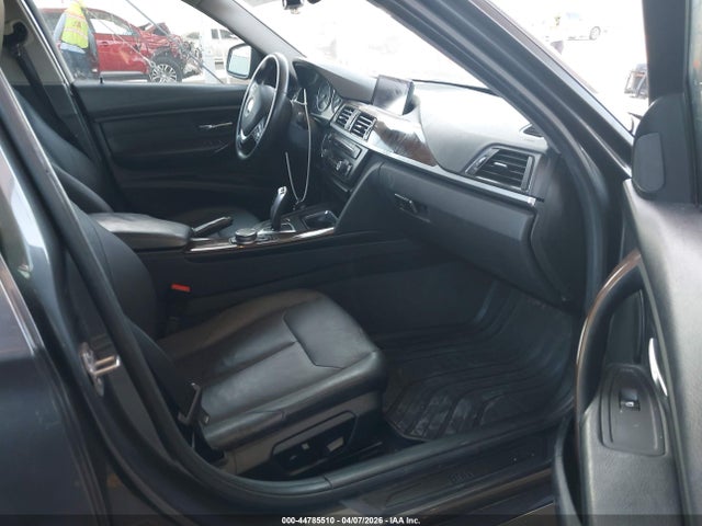 2015 Bmw 328i მანქანა იყიდება აუქციონზე, vin: WBA3A5G56FNS89077, აუქციონის ნომერი: 44785510