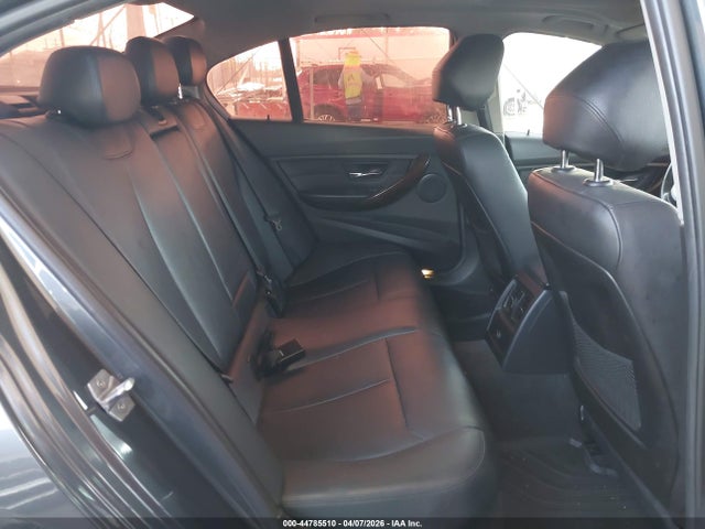 2015 Bmw 328i მანქანა იყიდება აუქციონზე, vin: WBA3A5G56FNS89077, აუქციონის ნომერი: 44785510