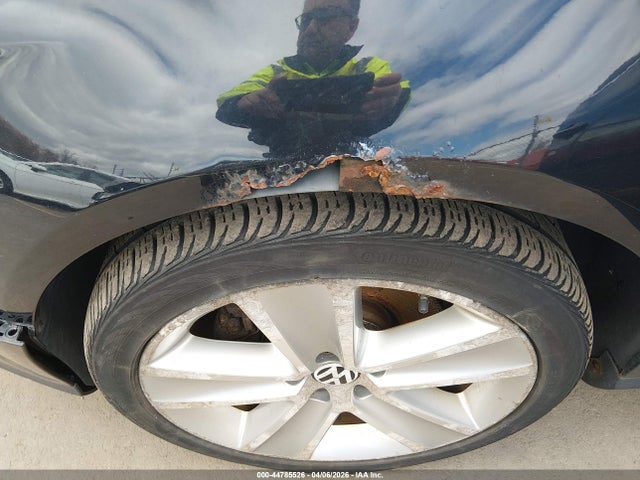 2010 Volkswagen Passat Komfort მანქანა იყიდება აუქციონზე, vin: WVWXM7ANXAE145024, აუქციონის ნომერი: 44785526