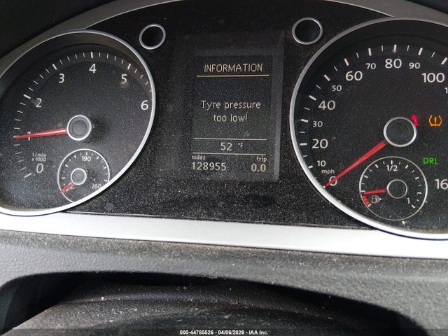 2010 Volkswagen Passat Komfort მანქანა იყიდება აუქციონზე, vin: WVWXM7ANXAE145024, აუქციონის ნომერი: 44785526