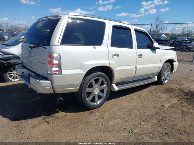 44785537 :رقم المزاد ، 1GYEK63NX3R285133 vin ، 2003 Cadillac Escalade Standard مزاد بيع