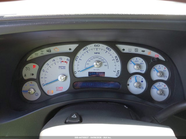 44785537 :رقم المزاد ، 1GYEK63NX3R285133 vin ، 2003 Cadillac Escalade Standard مزاد بيع