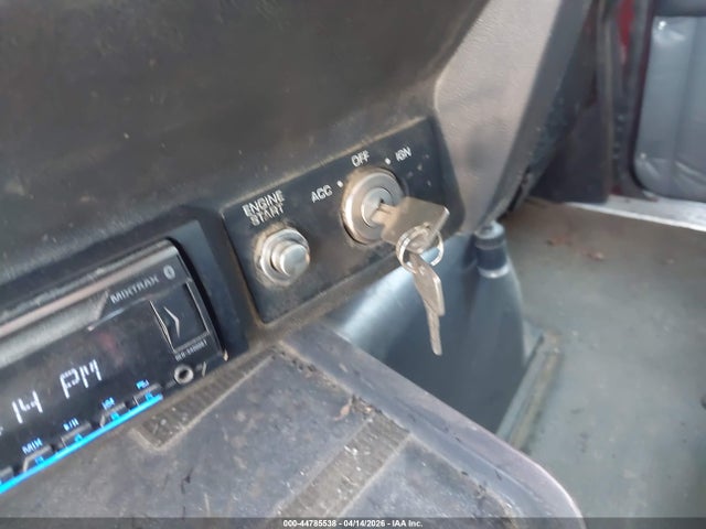 1998 Volvo Acl მანქანა იყიდება აუქციონზე, vin: 4VHSCCCJ9WN518810, აუქციონის ნომერი: 44785538