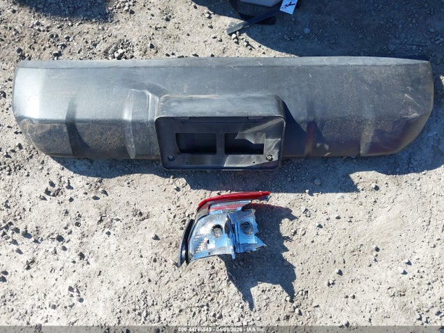 3TMCZ5ANXJM185909 Toyota Tacoma Trd Off Road