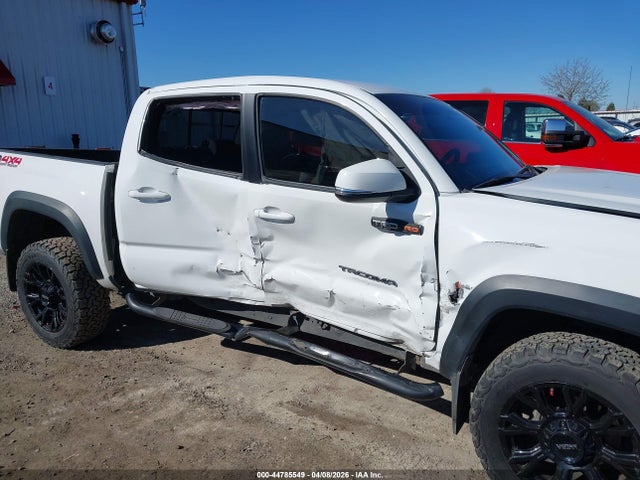 3TMCZ5ANXJM185909 Toyota Tacoma Trd Off Road