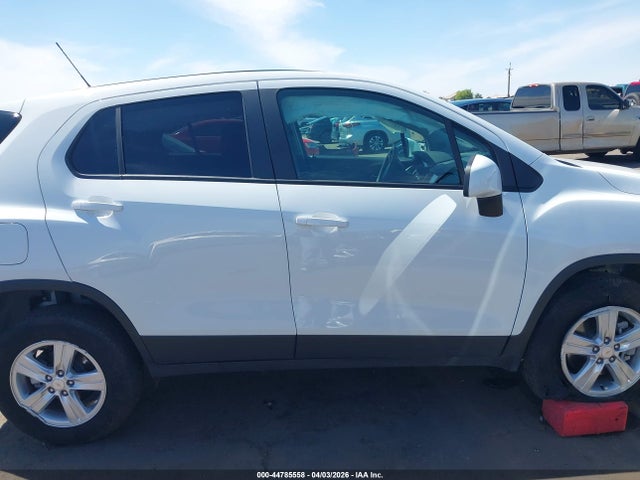 KL7CJNSM2NB549800 Chevrolet Trax Awd Ls