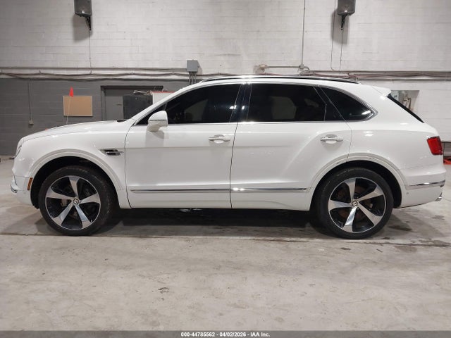 SJAAM2ZV8KC027341 Bentley Bentayga V8