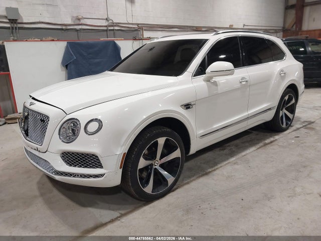 SJAAM2ZV8KC027341 Bentley Bentayga V8