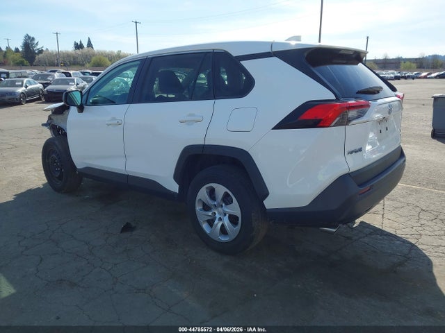2T3F1RFV6NW281822 Toyota RAV4 LE