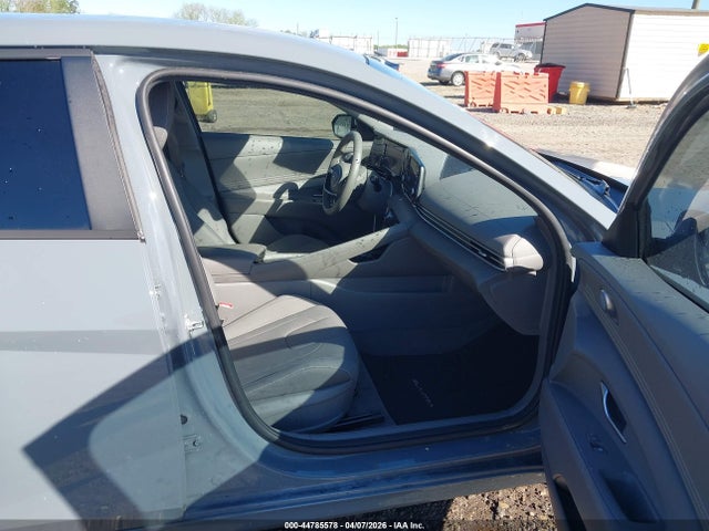 Продаж на аукціоні авто 2022 Hyundai Elantra Sel, vin: KMHLS4AGXNU216928, номер лоту: 44785578