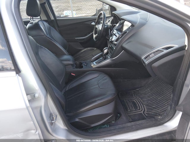 Продажа на аукционе авто 2012 Ford Focus Titanium, vin: 1FAHP3J2XCL102169, номер лота: 44785586