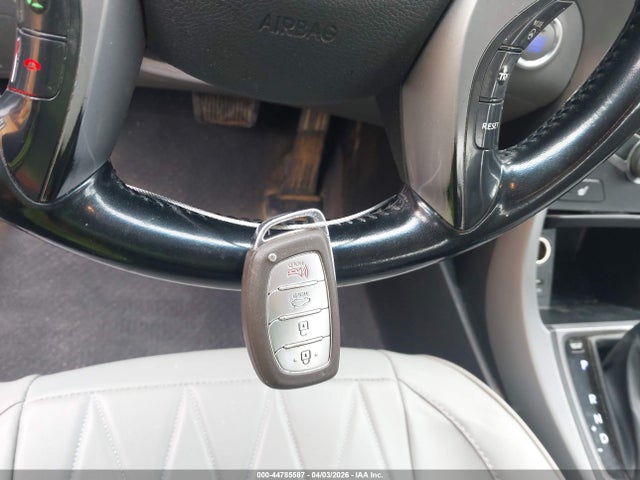 Aukcja sprzedaży 2016 Hyundai Elantra Limited, vin: 5NPDH4AE1GH746840, numer aukcji: 44785587