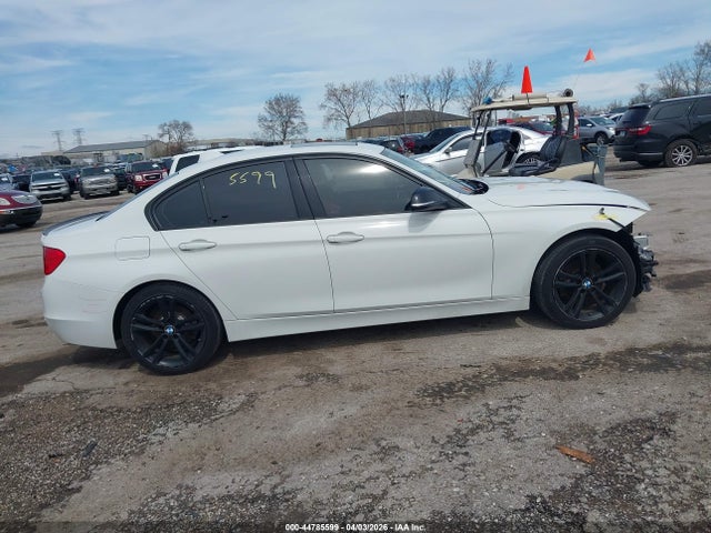 44785599 :رقم المزاد ، WBA3B5G5XFNS15982 vin ، 2015 Bmw 328i Xdrive مزاد بيع