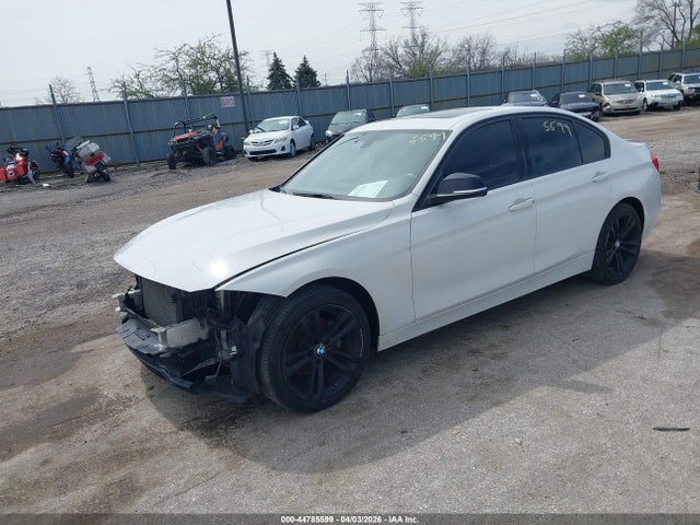 44785599 :رقم المزاد ، WBA3B5G5XFNS15982 vin ، 2015 Bmw 328i Xdrive مزاد بيع