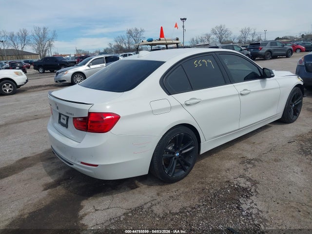 44785599 :رقم المزاد ، WBA3B5G5XFNS15982 vin ، 2015 Bmw 328i Xdrive مزاد بيع