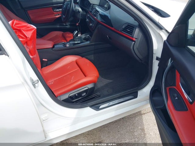 44785599 :رقم المزاد ، WBA3B5G5XFNS15982 vin ، 2015 Bmw 328i Xdrive مزاد بيع