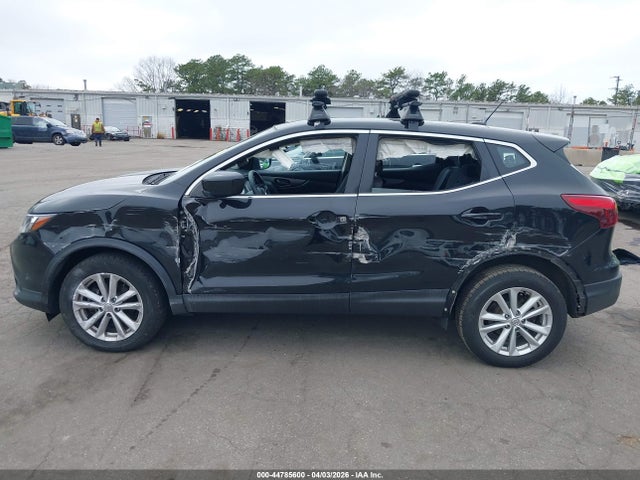 Aukcja sprzedaży 2018 Nissan Rogue Sport S, vin: JN1BJ1CR1JW252444, numer aukcji: 44785600