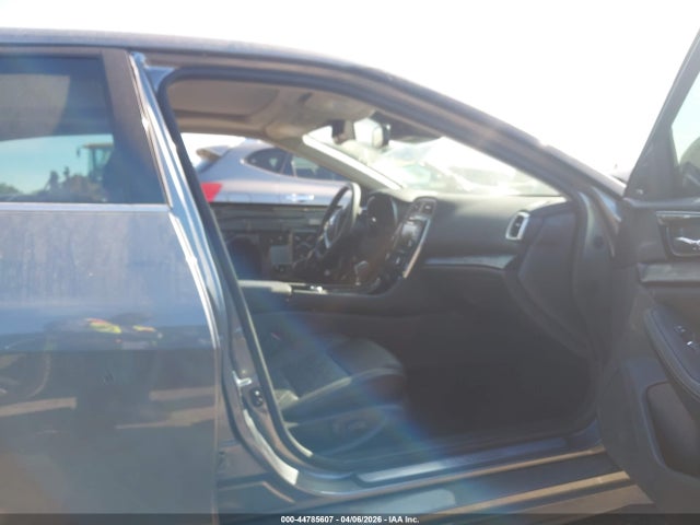 Продажа на аукционе авто 2022 Nissan Maxima Platinum Xtronic Cvt, vin: 1N4AA6FV0NC507970, номер лота: 44785607