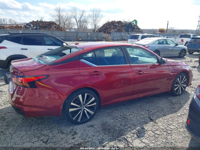 44785631 :رقم المزاد ، 1N4AL4CV3LC138117 vin ، 2020 Nissan Altima Sr Vc-turbo Fwd مزاد بيع
