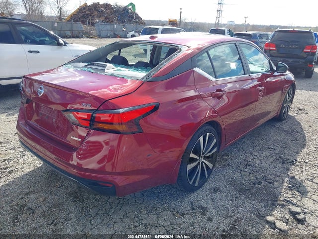 44785631 :رقم المزاد ، 1N4AL4CV3LC138117 vin ، 2020 Nissan Altima Sr Vc-turbo Fwd مزاد بيع