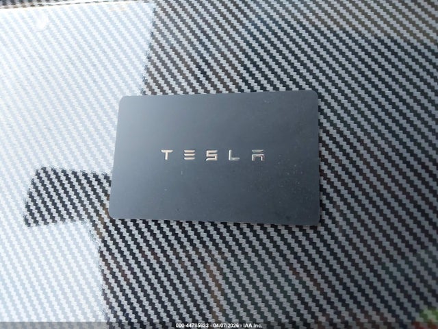 5YJ3E1EA2LF611272 Tesla MODEL 3