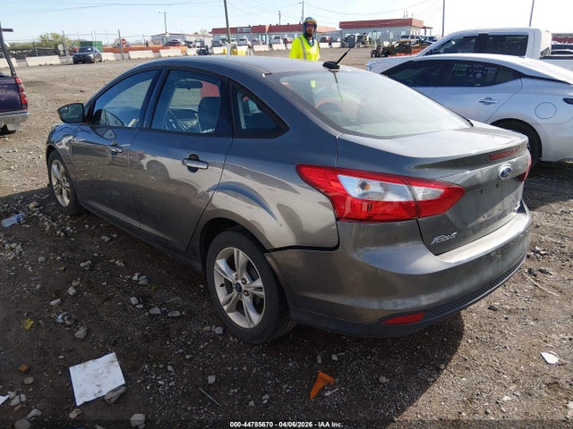 1FADP3F24EL438927 Ford FOCUS SE
