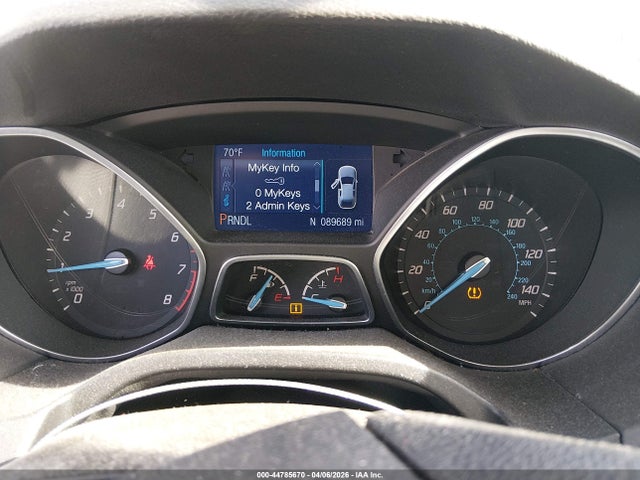 1FADP3F24EL438927 Ford FOCUS SE