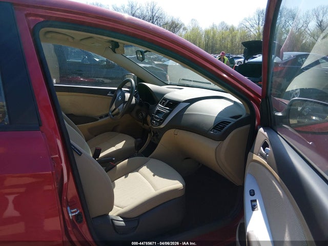 2014 Hyundai Accent Gls მანქანა იყიდება აუქციონზე, vin: KMHCT4AE4EU703263, აუქციონის ნომერი: 44785671