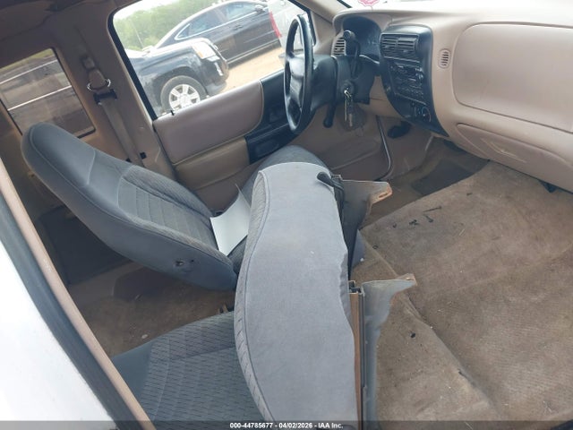 1997 FORD RANGER 1FTCR14U8VTA64332 Photo 4