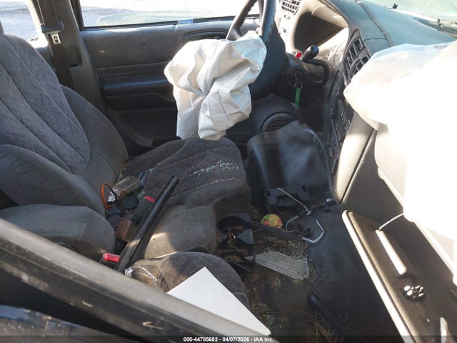 Продажа на аукционе авто 2002 Gmc Sonoma Sl, vin: 1GTCS19W828262776, номер лота: 44785683