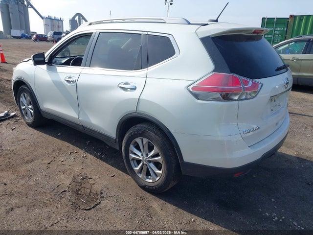 Продажа на аукционе авто 2015 Nissan Rogue Sv, vin: 5N1AT2MK9FC778657, номер лота: 44785697