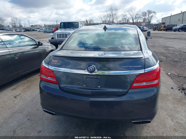 1G4G45G35GF175170 Buick Lacrosse Sport Touring
