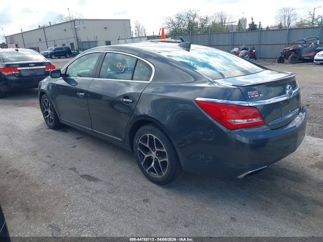 1G4G45G35GF175170 Buick Lacrosse Sport Touring