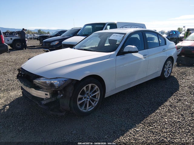 2017 Bmw 320i მანქანა იყიდება აუქციონზე, vin: WBA8E1G59HNU14465, აუქციონის ნომერი: 44785716