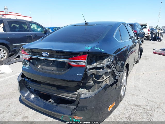 2017 Ford Fusion Energi Se Luxury მანქანა იყიდება აუქციონზე, vin: 3FA6P0PU1HR313137, აუქციონის ნომერი: 44785719
