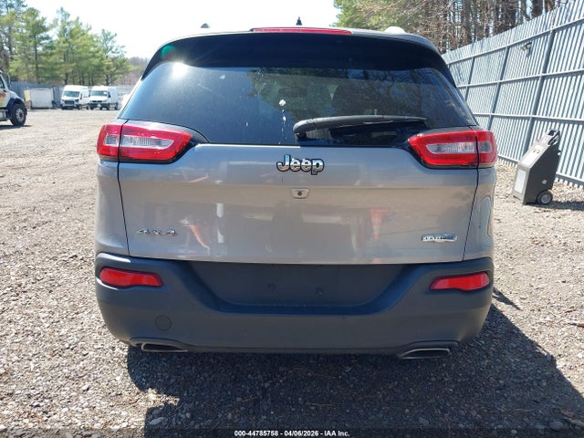 44785758 :رقم المزاد ، 1C4PJMCS7GW239861 vin ، 2016 Jeep Cherokee Latitude مزاد بيع