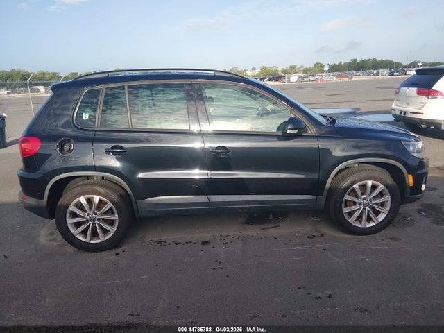 Продажа на аукционе авто 2015 Volkswagen Tiguan Se, vin: WVGAV7AX6FW616121, номер лота: 44785788