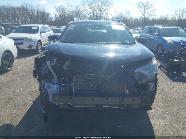 2017 Toyota Rav4 Xle მანქანა იყიდება აუქციონზე, vin: 2T3RFREV0HW676907, აუქციონის ნომერი: 44785836