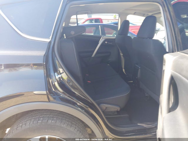 2017 Toyota Rav4 Xle მანქანა იყიდება აუქციონზე, vin: 2T3RFREV0HW676907, აუქციონის ნომერი: 44785836