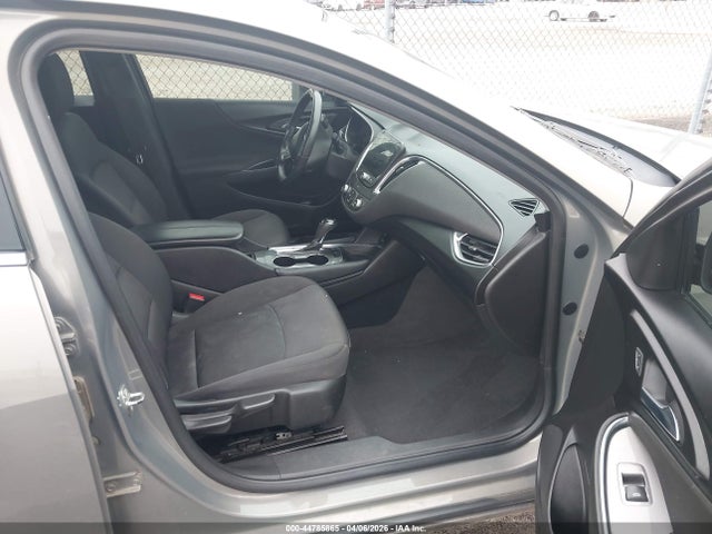 Chevrolet MALIBU LT 2018 1G1ZD5ST6JF120246 Image 5