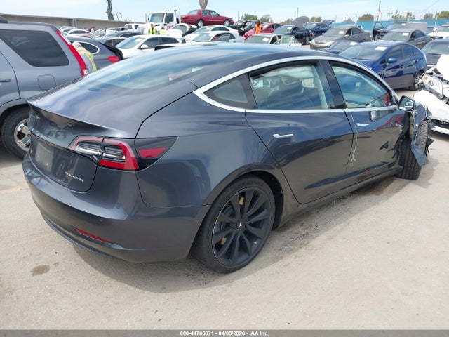 2018 Tesla Model 3 Long Range/performance მანქანა იყიდება აუქციონზე, vin: 5YJ3E1EB3JF065927, აუქციონის ნომერი: 44785871
